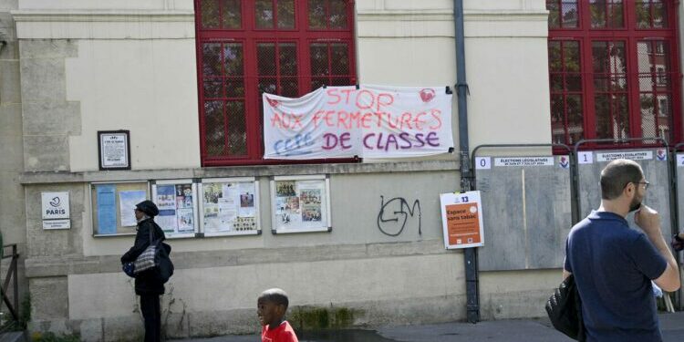 sur les services publics, un net clivage entre le Nouveau Front populaire et les autres partis – Libération