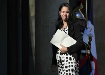 contre LFI, l’autre « barrage » de certains candidats macronistes