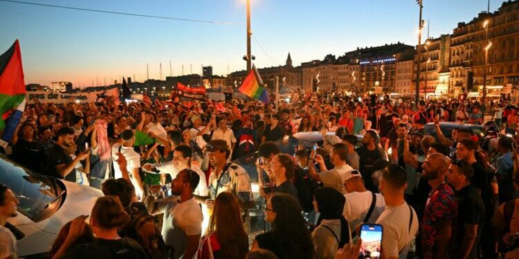 "On a évité le pire", soufflent des électeurs du Nouveau Front populaire à Marseille