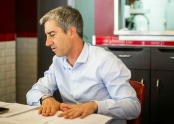 « Jean-Luc Mélenchon à la télé tous les deux jours, ça nous étranglait. Il fallait que je coupe la corde pour pouvoir respirer »