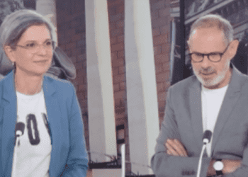 "Le Nouveau Front populaire est arrivé premier, aucun ne le reconnaît", déclare Sandrine Rousseau, députée Les Écologistes