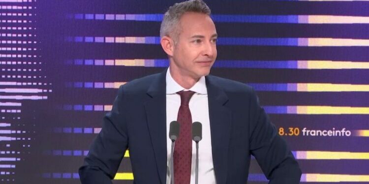 "Nous ne bloquerons aucun nom" pour le poste de Premier ministre, assure le communiste Ian Brossat