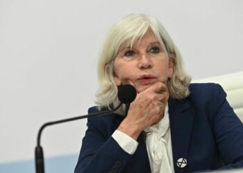 Qui est Laurence Tubiana, l'aspirante Première ministre du Nouveau Front populaire qui ne convainc pas LFI ?