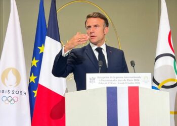 Emmanuel Macron rejette l'hypothèse Lucie Castets proposée par le Nouveau Front populaire