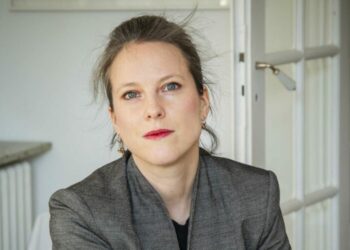 Comment le Nouveau Front populaire s’est accordé sur Lucie Castets, une haut fonctionnaire inconnue, pour être première ministre