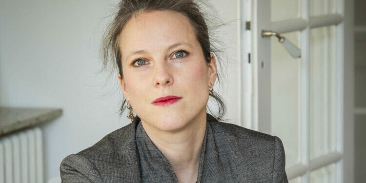 Comment le Nouveau Front populaire s’est accordé sur Lucie Castets, une haut fonctionnaire inconnue, pour être première ministre