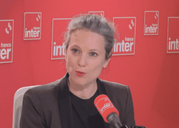 Lucie Castets, choisie par le Nouveau Front populaire, appelle Emmanuel Macron à la nommer Première ministre