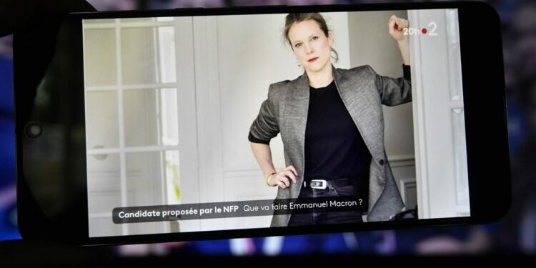 Qui est Lucie Castets, proposée par le Nouveau Front populaire pour le poste de Première ministre ?