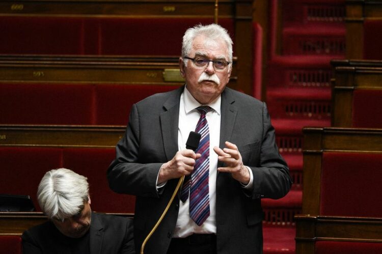 André Chassaigne, député du Puy-de-Dôme, est le candidat du Nouveau Front Populaire