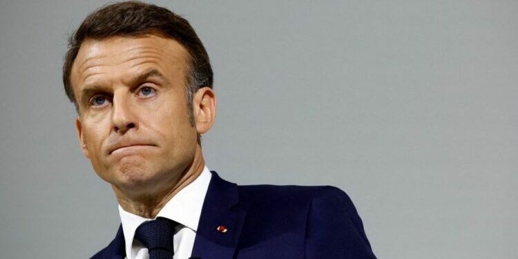 Le Nouveau Front populaire revendique Matignon auprès d'Emmanuel Macron. Ce dernier a refusé la démission de Gabriel Attal.