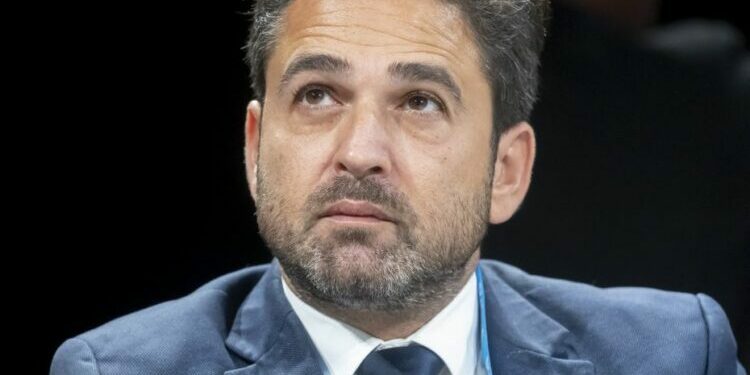 Arnaud Robinet y voit une "arnaque", la gauche dénonce "un mépris"