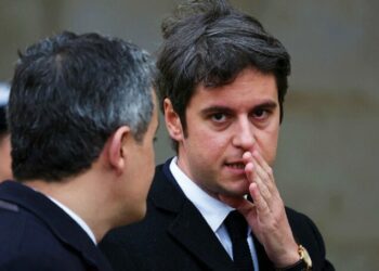Attal prend le large, le Nouveau Front populaire l&rsquo;eau…