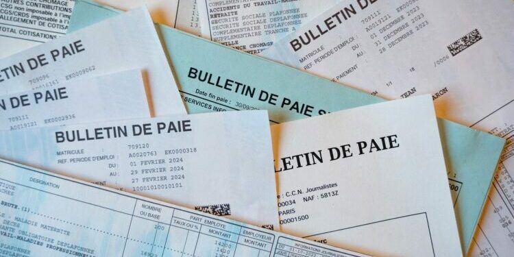 La hausse du SMIC à 1.600 euros est une proposition du Nouveau Front populaire (photo d