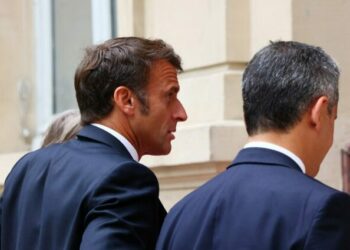 DIRECT. Législatives 2024 : une réunion entre Macron et les cadres du camp présidentiel ce vendredi matin, suivez les dernières infos