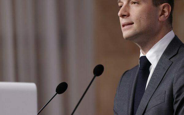 EN DIRECT - Législatives 2024 : Jordan Bardella "assume" sa "part de responsabilité" dans la "défaite" du RN