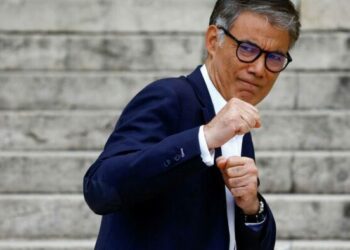 EN DIRECT - Législatives 2024 : le Nouveau Front populaire appelle Macron à se tourner «immédiatement» vers lui pour «former un gouvernement» – Libération