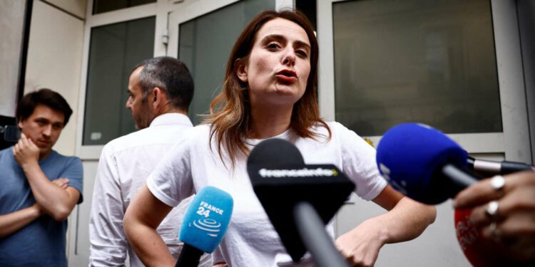 En direct – Le blocage persiste au Nouveau Front populaire : Marine Tondelier regrette l’intransigeance du PS, Huguette Bello « décline l’offre » de devenir première ministre - Le Monde