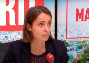 INVITÉE RTL - "On n'a pas besoin d'un gouvernement de martyrs", estime Sophie Binet