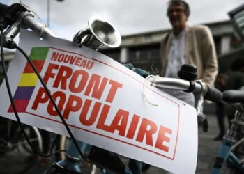 Le Nouveau Front populaire appelle Macron à "se tourner immédiatement" vers lui pour "former un gouvernement"