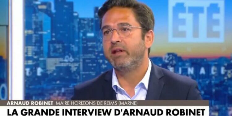Le Nouveau Front populaire est une « arnaque », selon le maire de Reims Arnaud Robinet