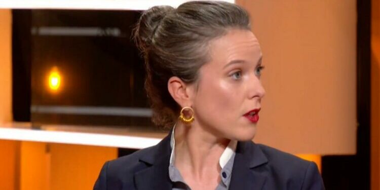 Le Nouveau Front populaire propose Lucie Castets au poste de Première ministre, une candidate « crédible et sérieuse »