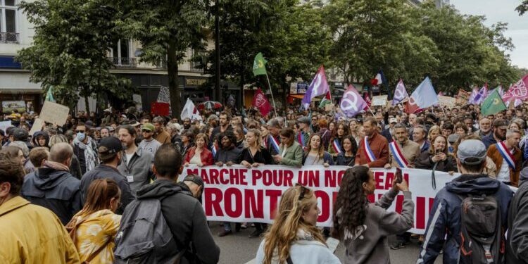 Le smic à 1 600 euros, une mesure du Nouveau Front populaire aux résultats difficilement mesurables