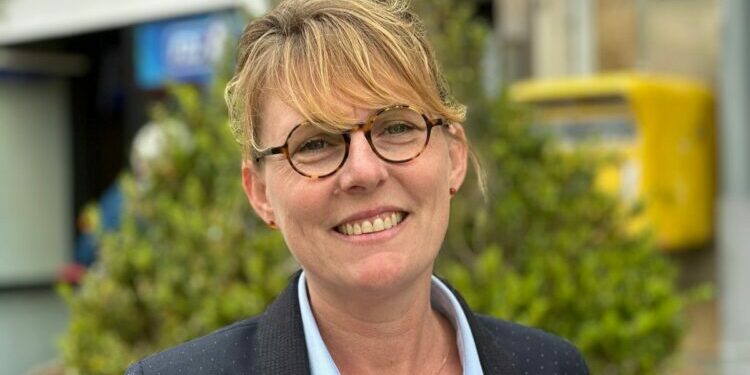 La communiste Gladys Grelaud (Nouveau Front populaire) est face à une décision délicate.