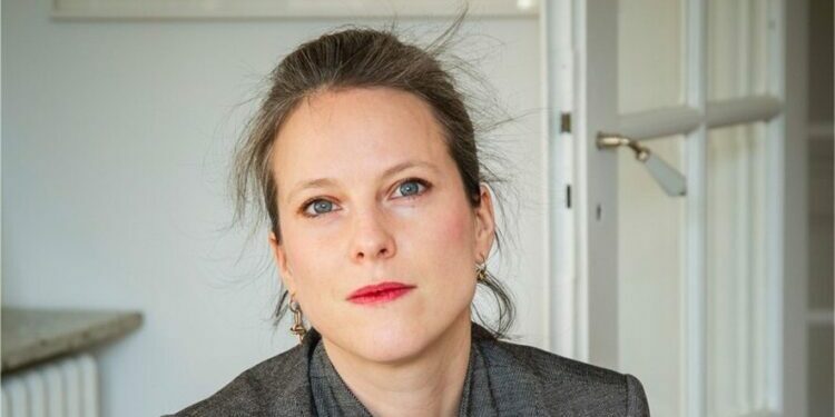 Législatives 2024 : après deux semaines de tractations, le Nouveau Front Populaire choisit Lucie Castets comme candidate à Matignon