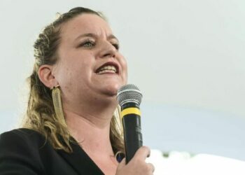 Mathilde Panot a été élue avec 59,27 % des voix exprimées dans la dixième circonscription qui regroupe Ivry-sur-Seine et Kremlin-Bicêtre.