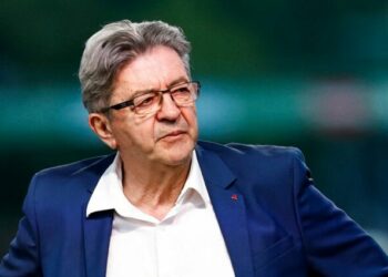 Jean-Luc Mélenchon a pris la parole dimanche soir à Paris.