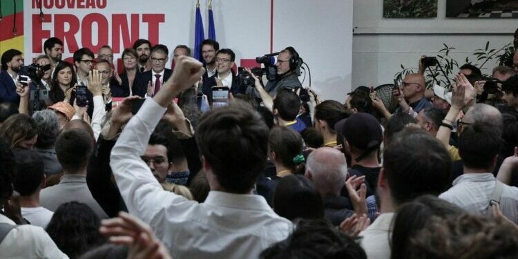 Au siège du parti socialiste, ce dimanche soir.