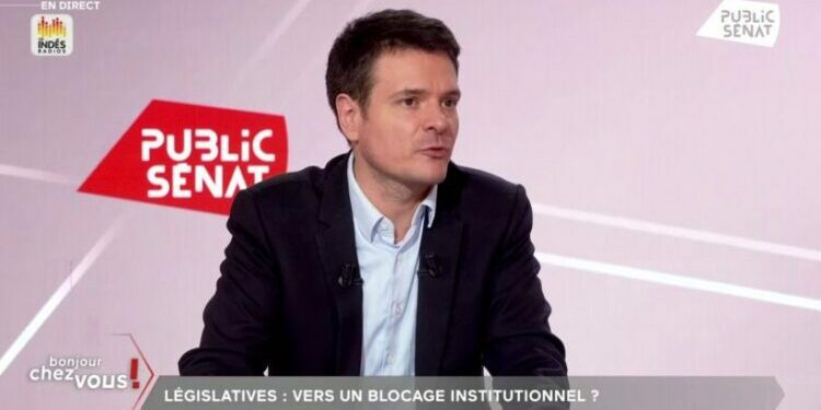 Législatives : « L'objectif d’Emmanuel Macron, c'est de briser le Front populaire en le laissant pourrir »,  selon le constitutionnaliste Benjamin Morel