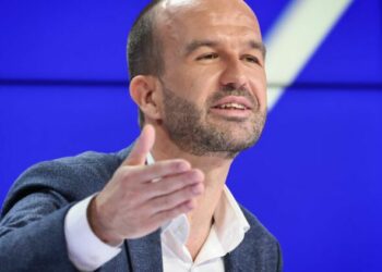 Matignon : pour Bompard, Macron doit appeler la gauche à former un gouvernement avant de proposer un nom