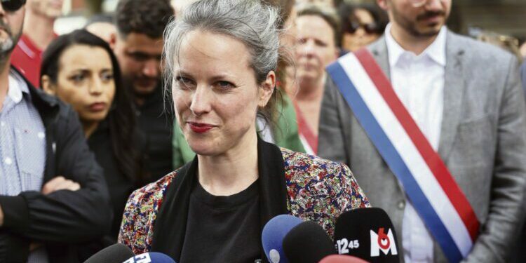 NFP : comment Lucie Castets compte occuper le terrain tout l'été - L'Humanité