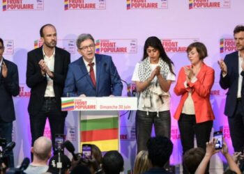 Nouveau front populaire : pourquoi les candidats LFI arrivés en troisième position ne se désisteront pas systématiquement