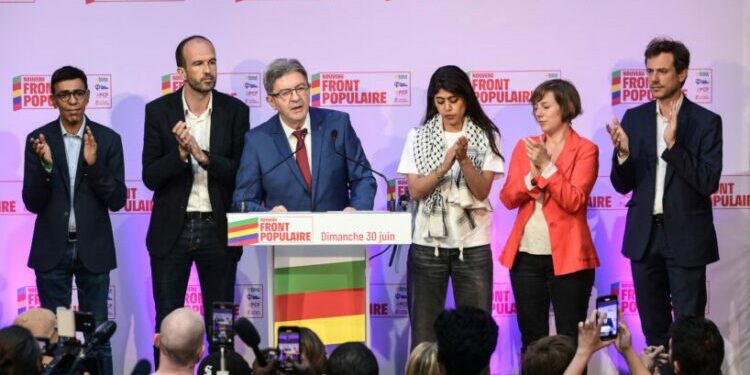 Nouveau front populaire : pourquoi les candidats LFI arrivés en troisième position ne se désisteront pas systématiquement
