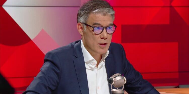 Olivier Faure favorable à un vote des députés du NFP pour désigner le potentiel Premier ministre