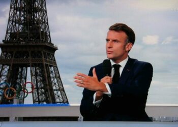 Premier ministre : "Le sujet n’est pas là…" Emmanuel Macron décline la proposition du Nouveau Front populaire de nommer Lucie Castets