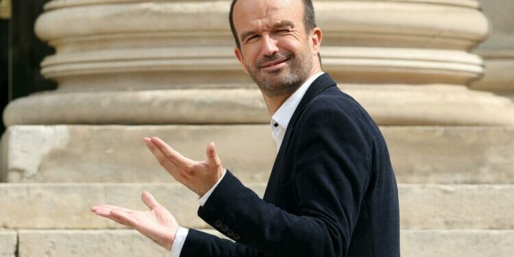 Premier ministre : le Nouveau Front Populaire au bord de l'implosion ? Suivez notre direct - Yahoo Actualités