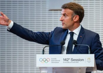 Premier ministre : le Nouveau Front Populaire propose Lucie Castets, Emmanuel Macron répond dans la foulée