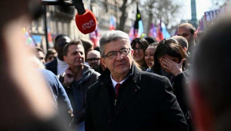 Premier ministre : une majorité de Français ne veulent pas du Nouveau Front Populaire à Matignon selon un sondage