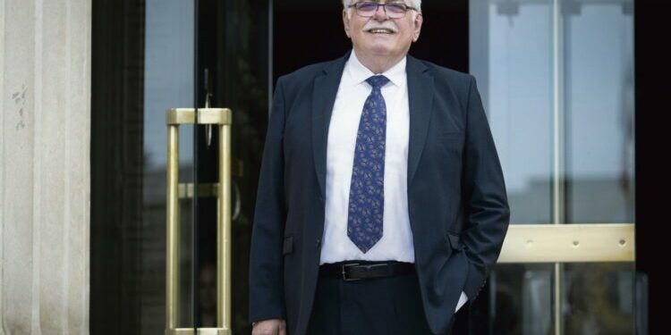 Qui est André Chassaigne, le candidat commun du Nouveau Front populaire pour la présidence de l’Assemblée ?