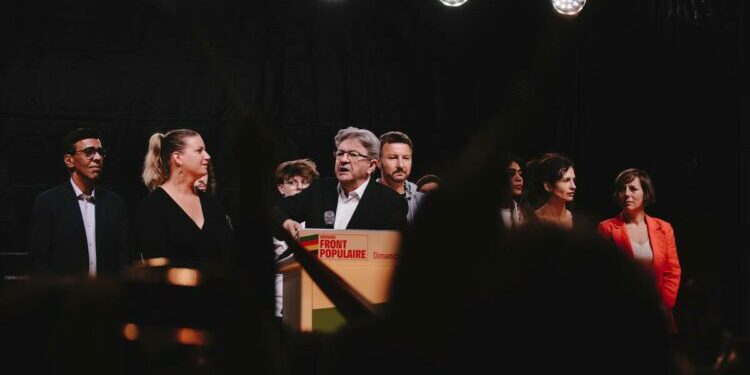 à gauche, Jean-Luc Mélenchon ramène la tension sur ses cas personnels – Libération