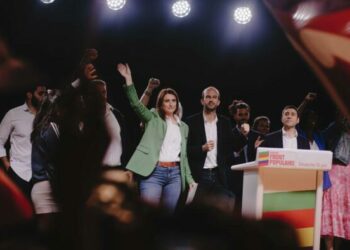 le Nouveau Front populaire en tête sans majorité absolue, le RN troisième derrière les macronistes, selon les premières estimations – Libération