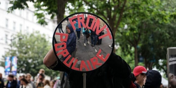 le Nouveau Front populaire vainqueur surprise, la macronie en embuscade, le RN troisième