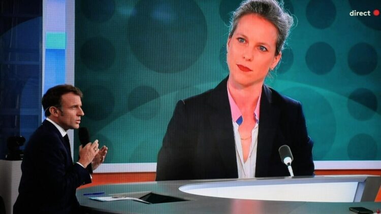 le Nouveau Front populaire vent debout contre Emmanuel Macron