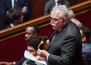 le communiste André Chassaigne en tête du premier tour