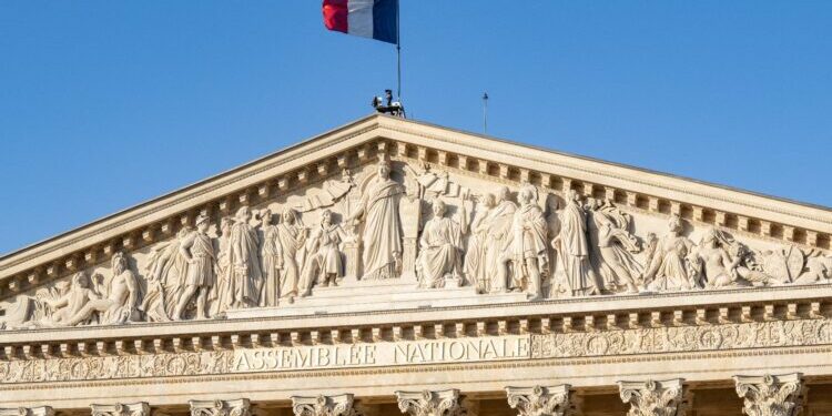 majorité absolue, Premier ministre... Les enjeux et questions qui se posent avant le second tour