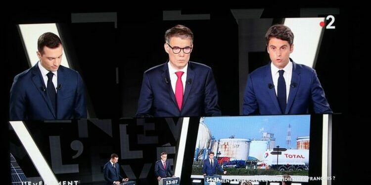 seulement 209 voix séparent le Nouveau Front populaire et la Majorité présidentielle