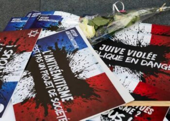 un collectif d'intellectuels appelle à faire «barrage» au Nouveau Front populaire